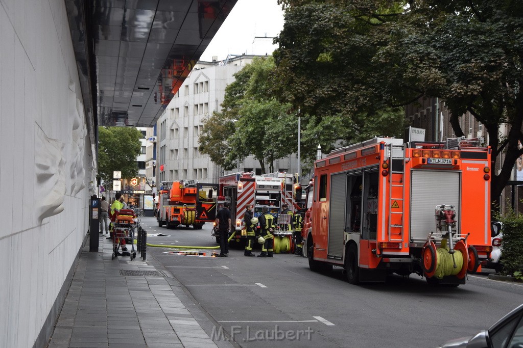 Feuer 2 WDR Koeln Altstadt Nord An der Rechtschule P044.JPG - Miklos Laubert